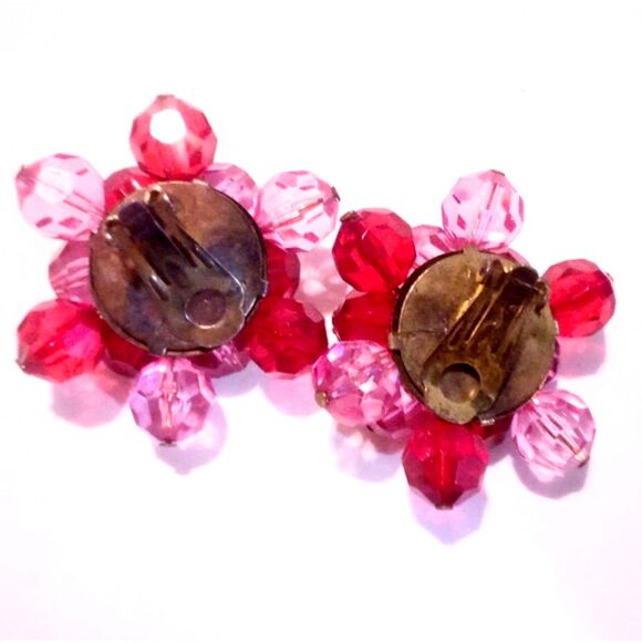 Vintage Large Red and Pink Faceted Bead Cluster Clip On Earrings - Picture 4 of 4